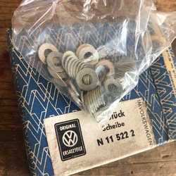 Washer, 4mm ID for Thermostat Rod, Used German